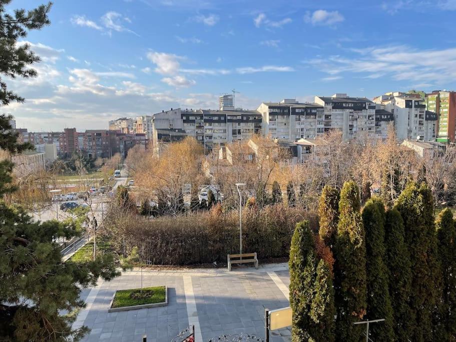 Idealapartments Llc 4 Pristina Buitenkant foto
